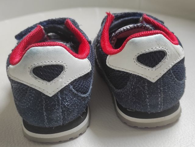 Deportiva Munich BABY serraje, azul y roja