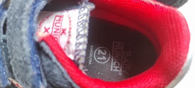 Deportiva Munich BABY serraje, azul y roja