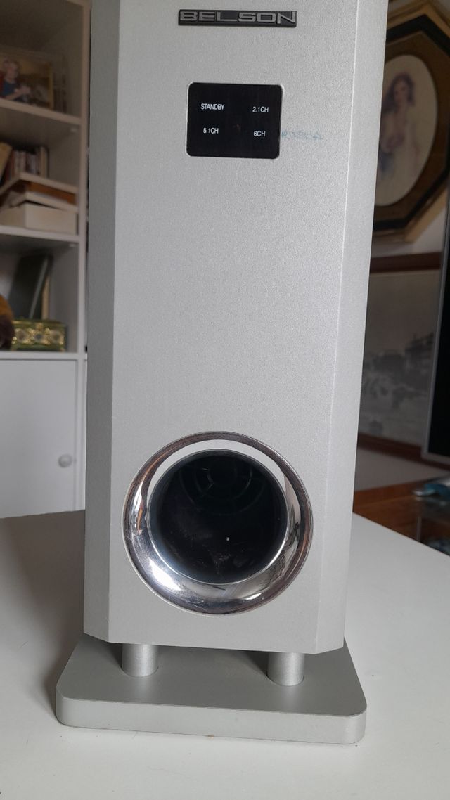 Home cinema. 5 Altavoces con Torre