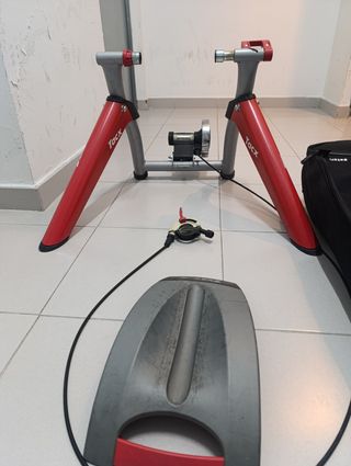 Rodillo TACX Satori más funda