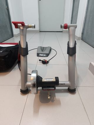 Rodillo TACX Satori más funda