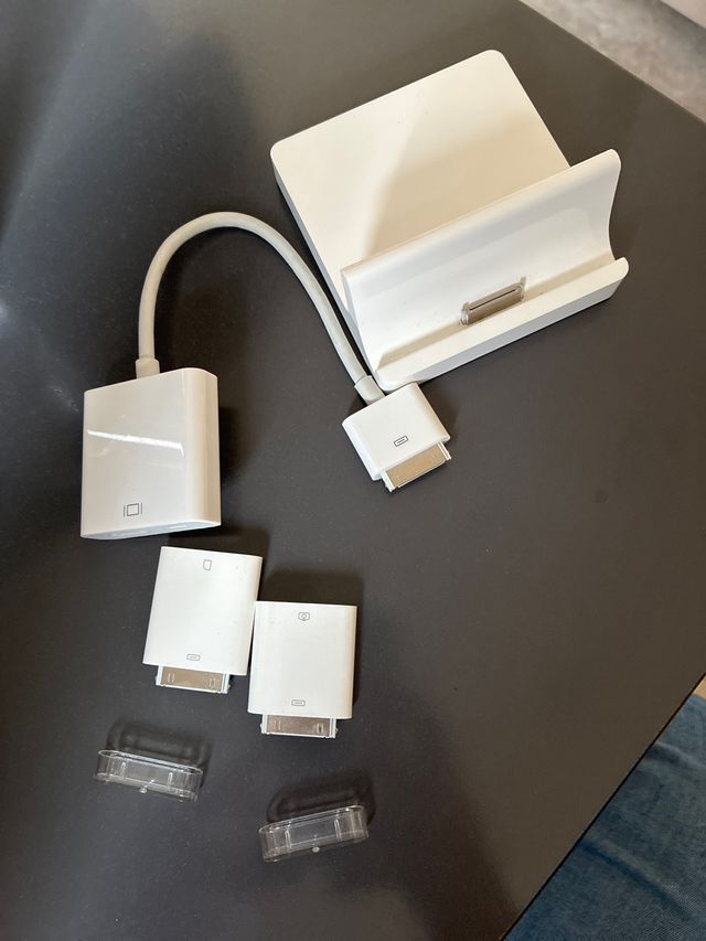 Base y adaptadores ipad