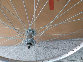 RUEDA DELANTERA 26" MTB CON CIERRE RAPIDO