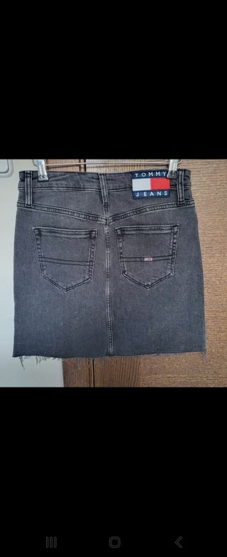 Falda Tommy Hilfiger Jeans nueva 