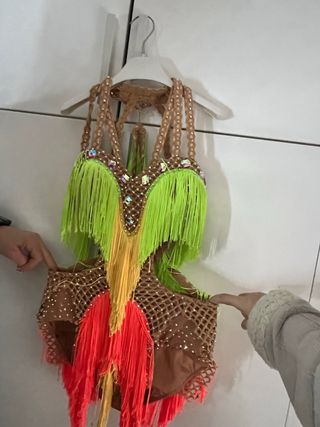 Vestito latino americano