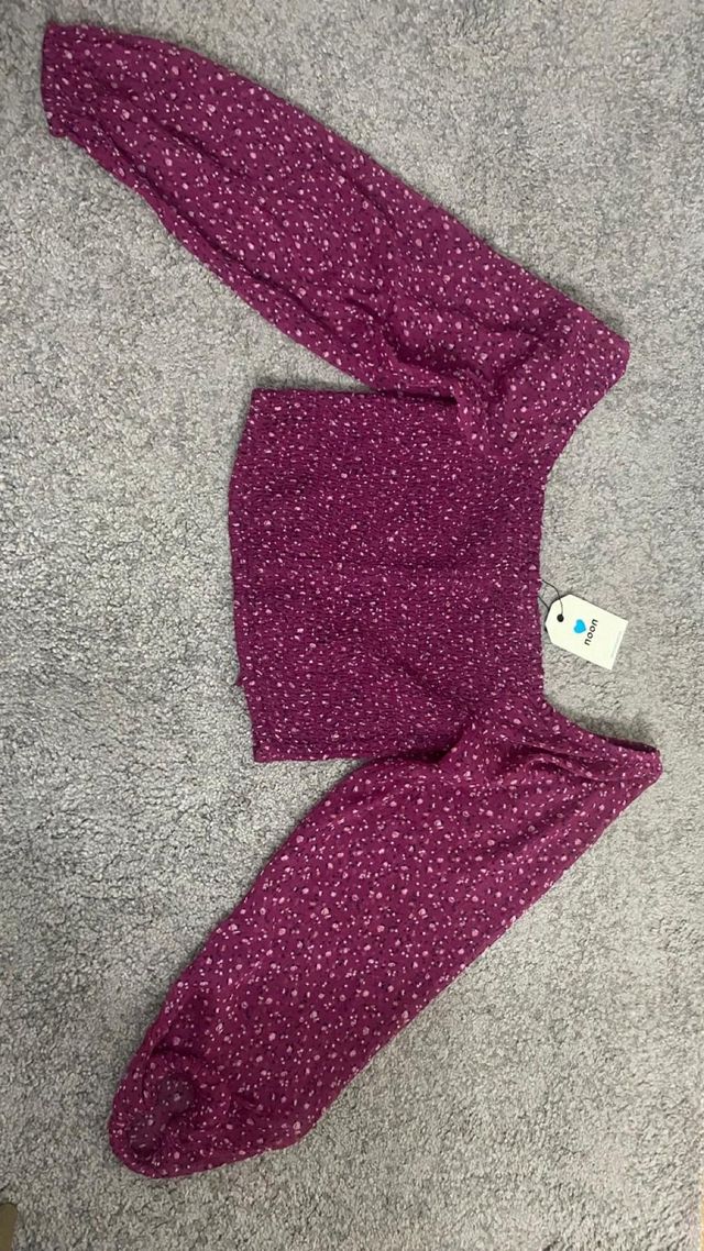 Blusa/top NOON a estrenar