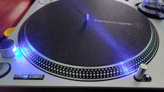 2 PLATOS AUDIO-TECHNICA AT-LP 140XP