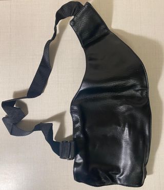 borsello marsupio laterale nero lucido