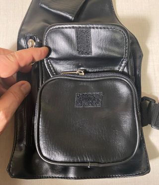 borsello marsupio laterale nero lucido