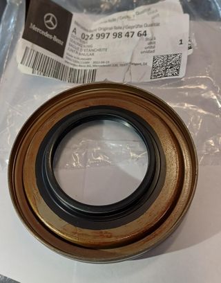 Reten de eje trasero para Mercedes Benz C280