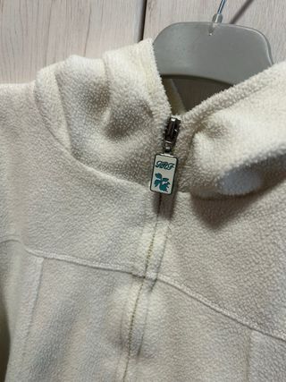 Chaqueta polar blanca/ crema