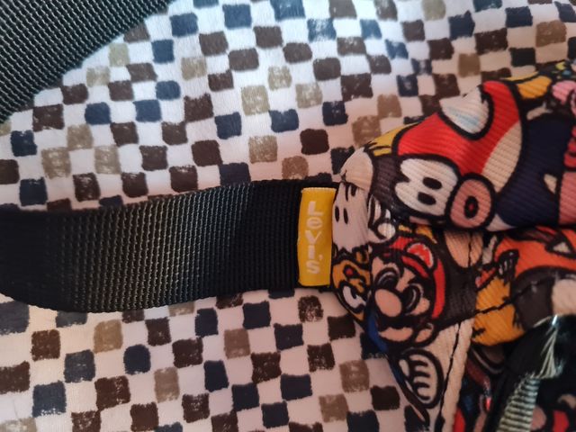 Riñonera Super Mario Levis