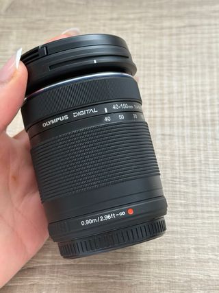 CÁMARA OLYMPUS OMD EM10 Mark II  2 OBJETIVOS  ACCE