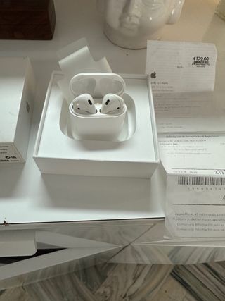 Airpods 1 con uno averiado