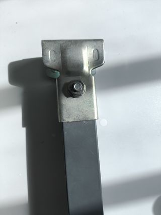 4 patas de somier de hierro
Hueco interior 3x3 cm