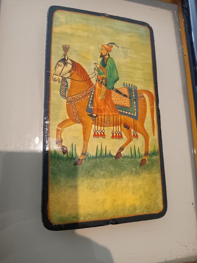 Pittura mongola su piastrella