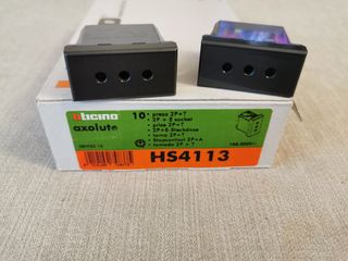 6 prese bticino axolute grigio HS4113