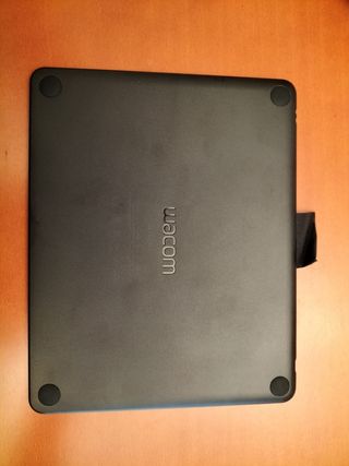 Wacom Intuos Bluetooth Tamaño S Negra