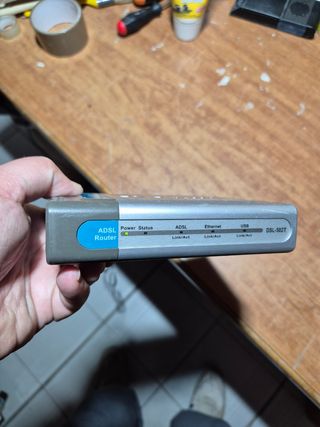 Digicom Firewall + router d link 