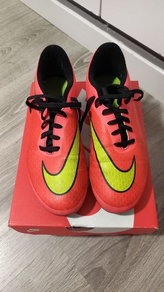 Botas de fútbol Nike