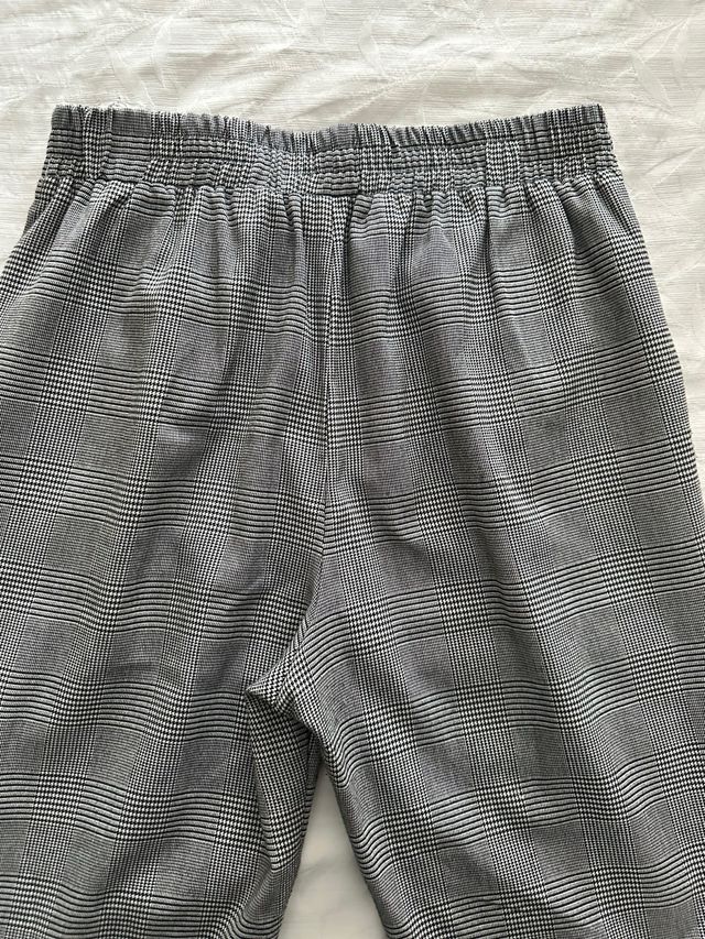 Pantalon principe de Gales. Stradivarius