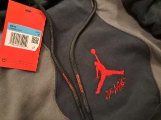 Felpa Nera Off-White Hoodie Red Logo Ricamato