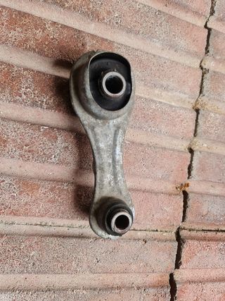 Soporte de motor renault dacia