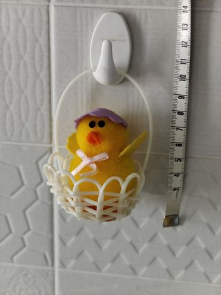 Decorazione pulcino pasquale in cestino 