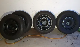 4 Ruedas completas inverno/nieve 195x65 R15 VW, SE