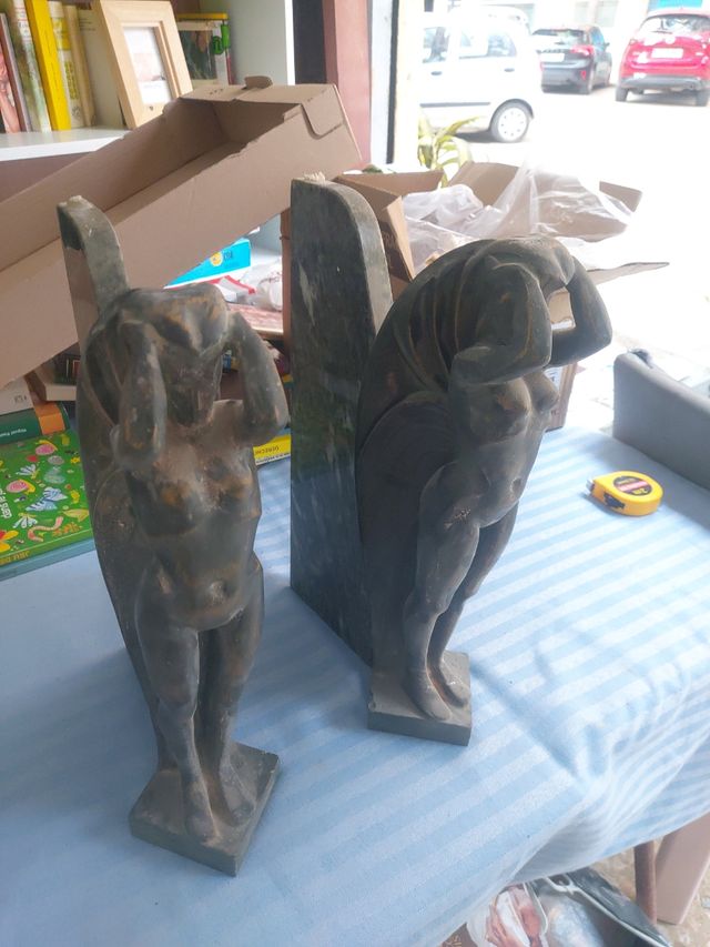 Figuras en piedra y mármol