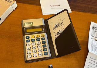 Vintage Canon Palmtronic LC8M boxed 1979