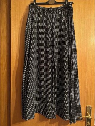 Falda midi lunares Zara