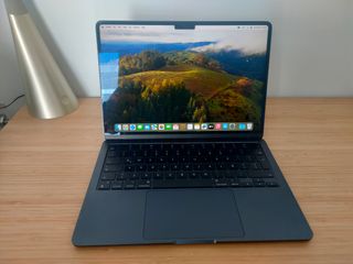 MACBOOK AIR M2 