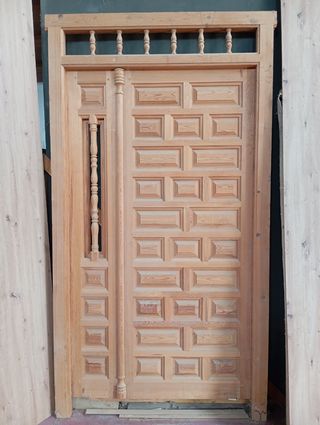Puerta madera
