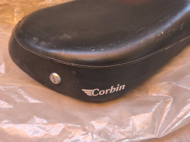 Asiento Corbin Harley Sportster