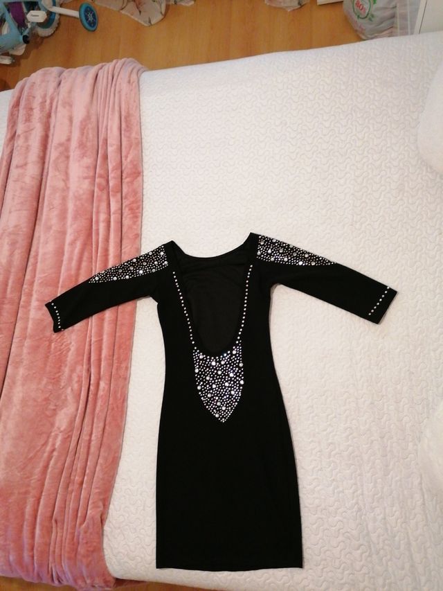 Vestido con pedrería