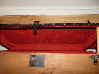 BAÚL, ARCÓN DE MADERA DEL XIX.