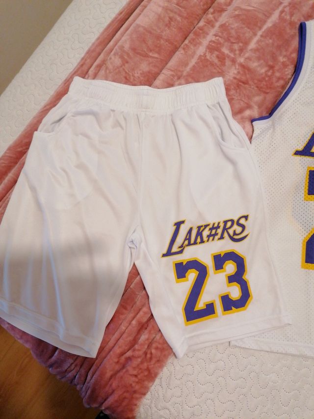 Conjunto de verano  camiseta y pantalón