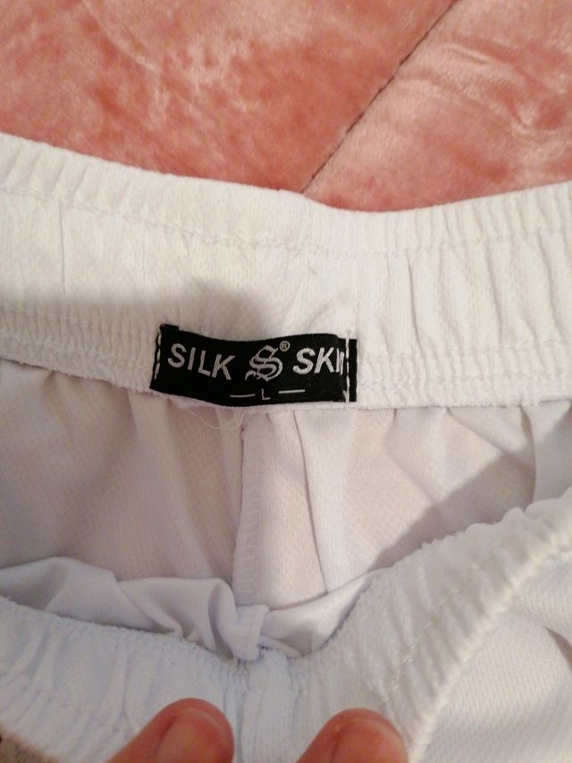 Conjunto de verano  camiseta y pantalón