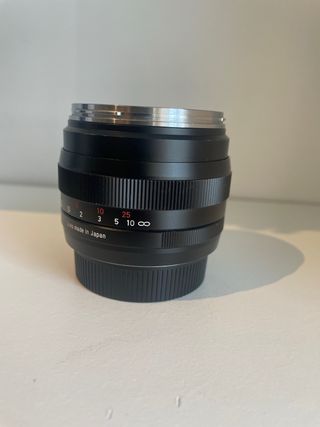 50mm Carl Zeiss Planar 1.4