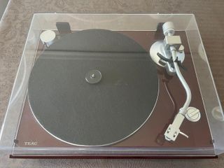 Tocadiscos TEAC TN-3B (Año 2020)