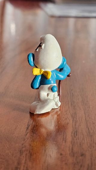 Puffo infortunato. The smurfs