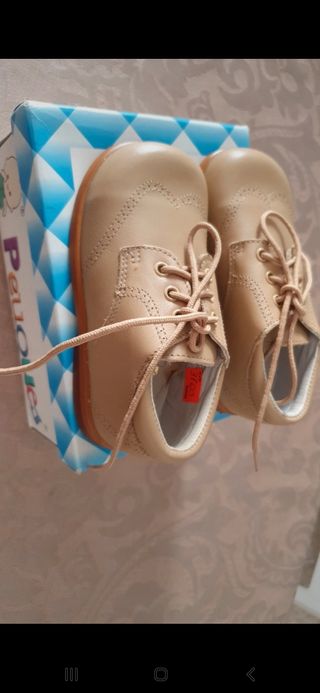 Zapatos para niño