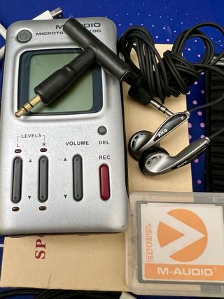 Lote de electrónica y accesorios