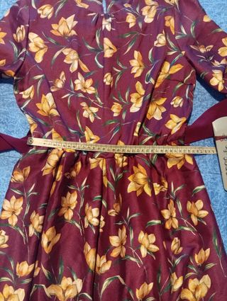 Abito primaverile nuovo