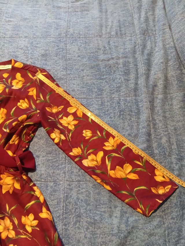 Abito primaverile nuovo