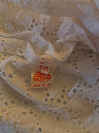 Conjunto falda rociera vaqueratop blanco perforad