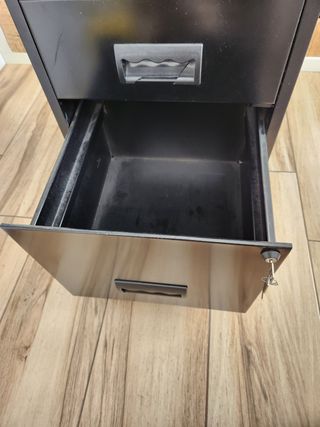 Cajonera metálica negra