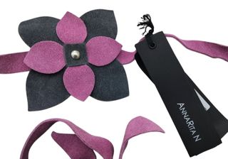 Cintura Annarita N in pelle con fiore