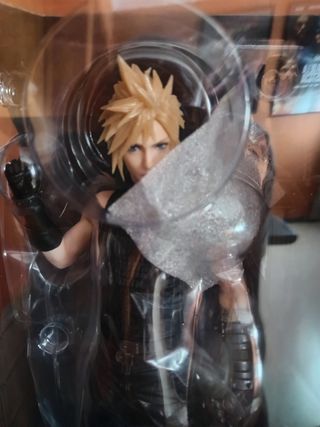 Figura Cloud Strife Static Arts 